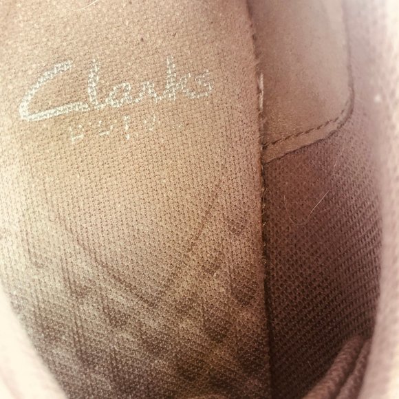 Clarks Soft Cushion Taupe Slip On Shoes 9 - Picture 8 of 9